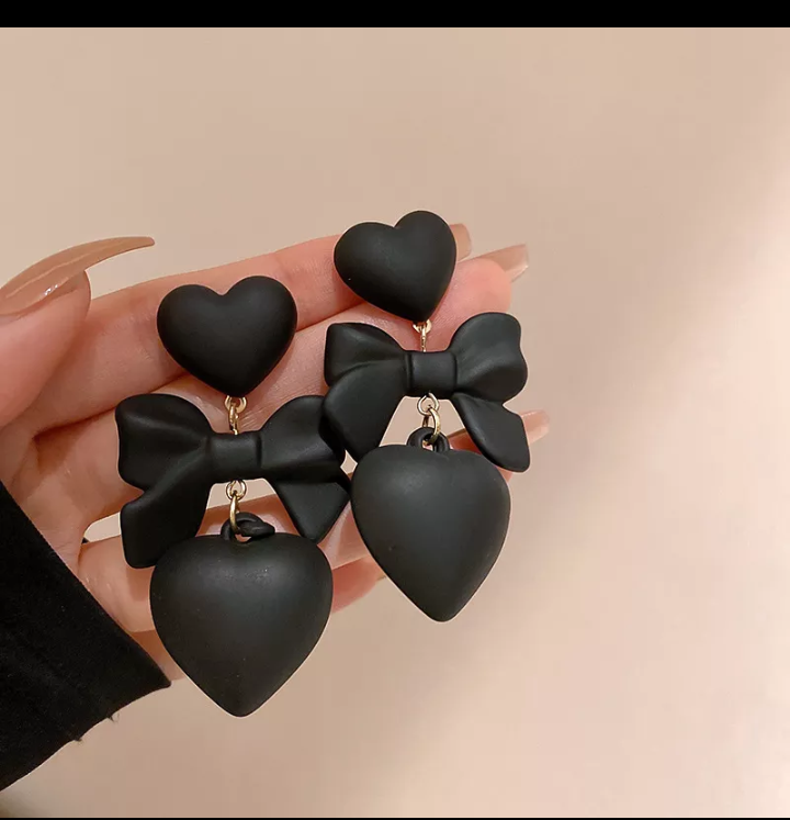 Bowknot heart earrings
